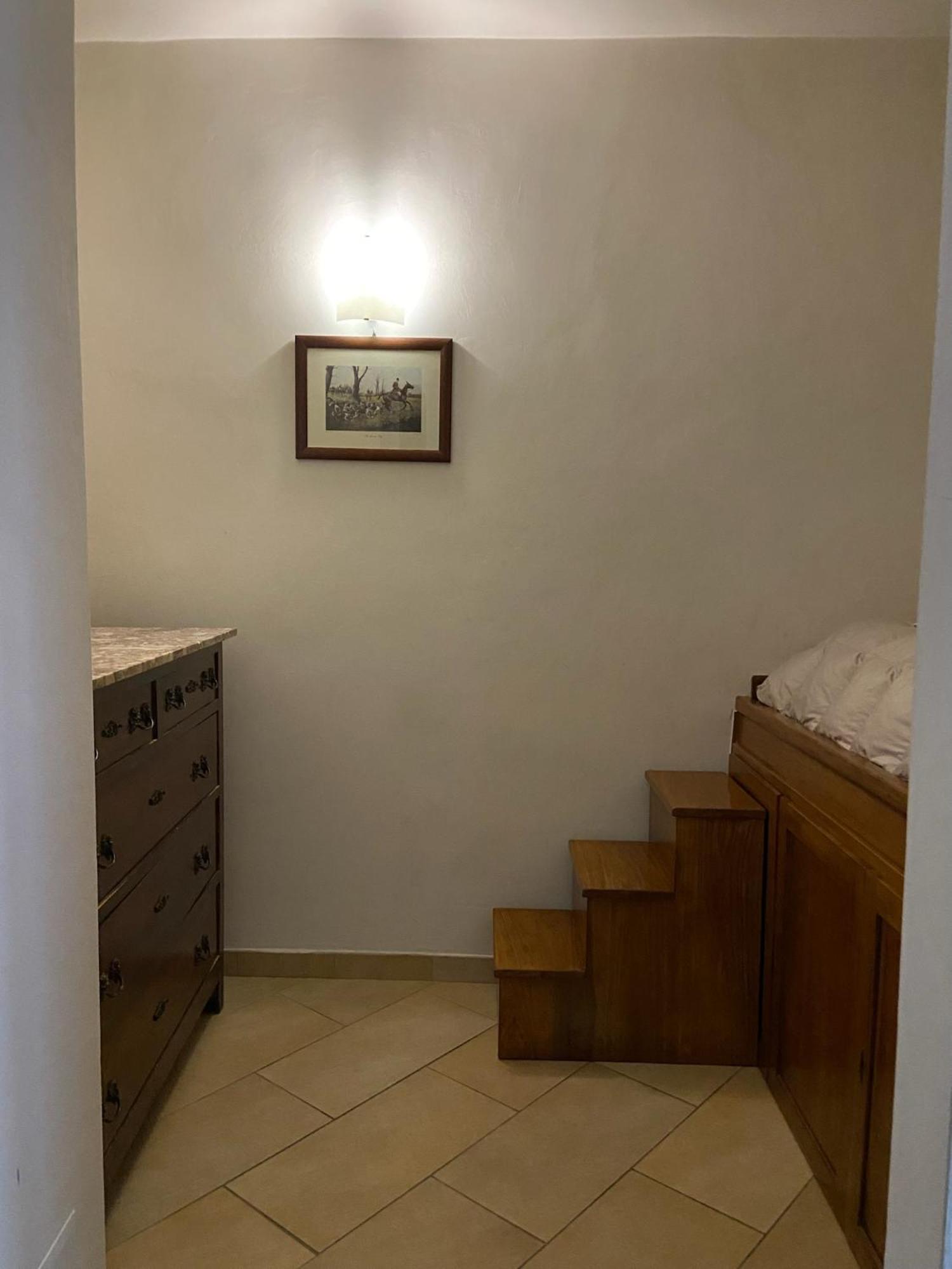 Appartamento Terni Centro Luaran gambar